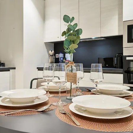 Skyline Seaview One-bedroom Haven *